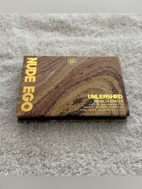 BH Cosmetics Nude Ego Peach Emoji Brand New Sealed No Box.